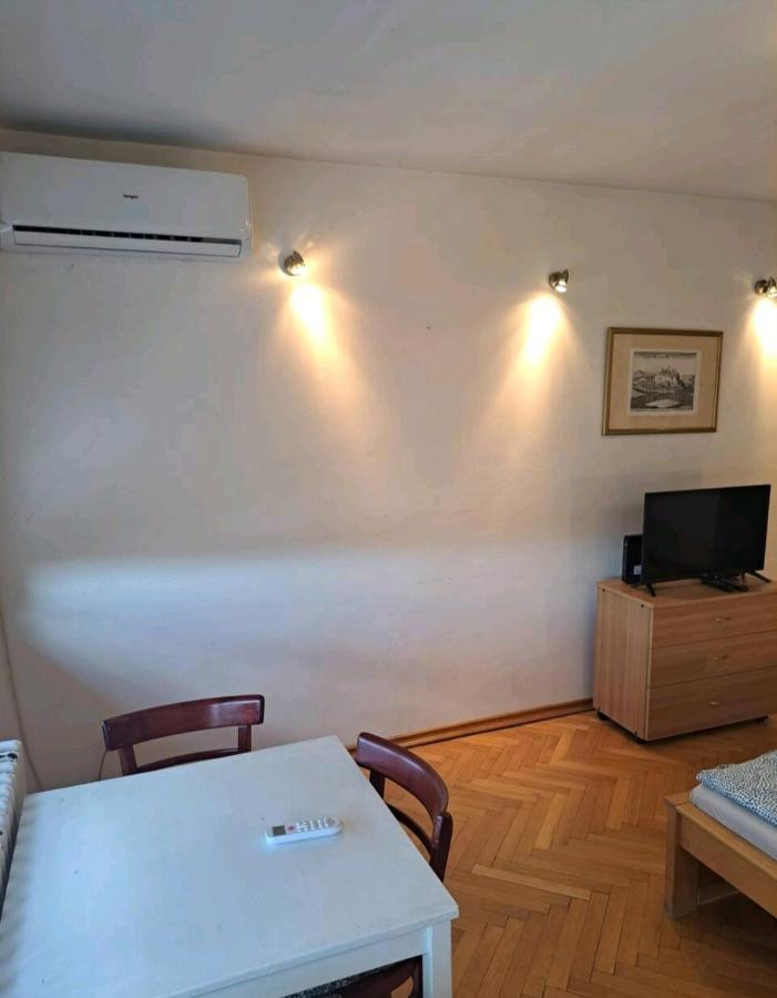 Apartman Milica 2023 Belgrad Exteriör bild